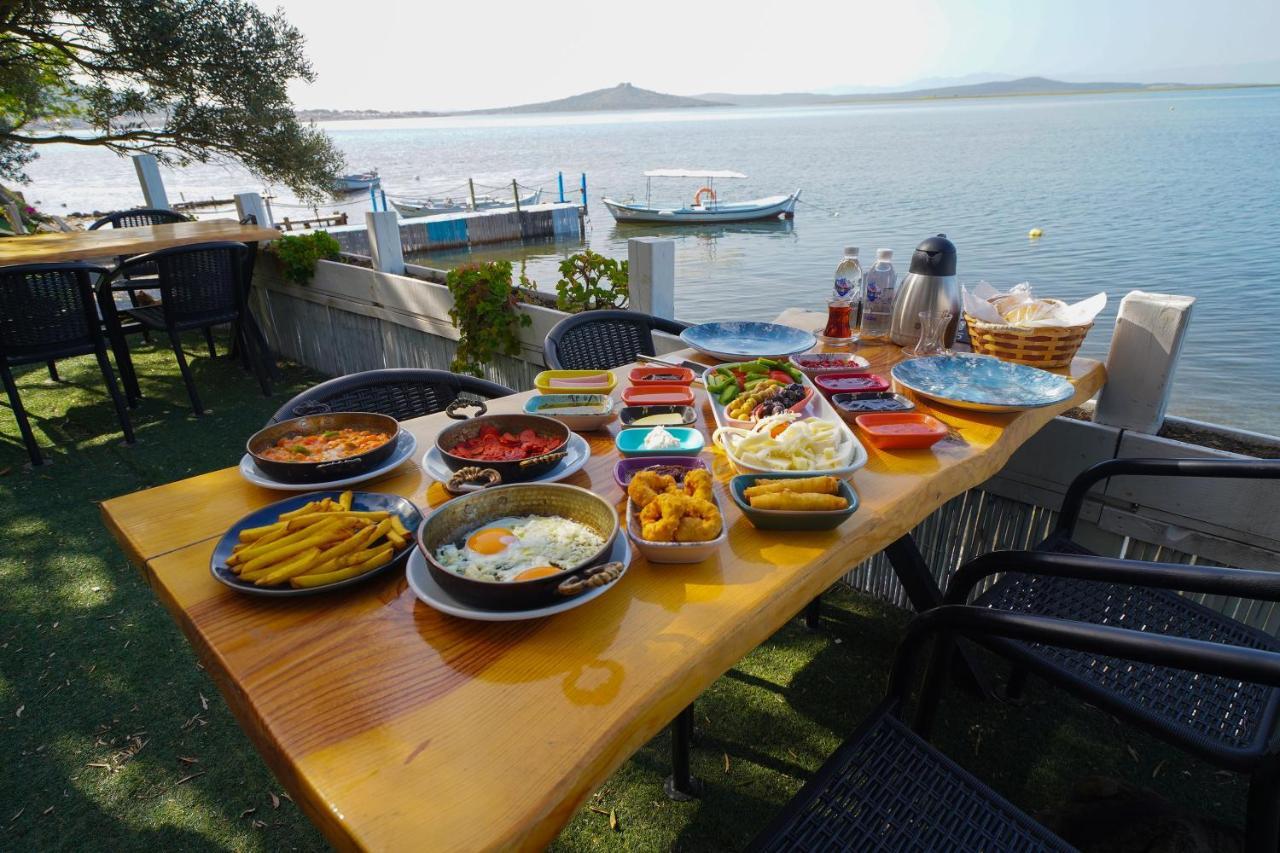 Qcunda Otel Ayvalı Eksteriør billede